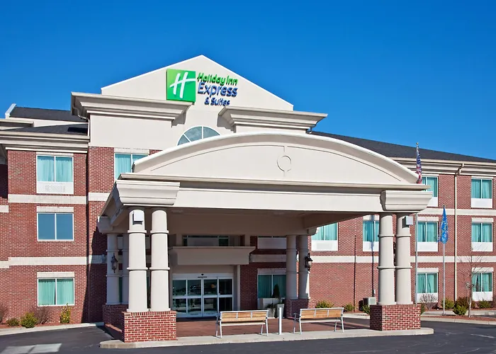 Holiday Inn Express & Suites Louisville South-Hillview