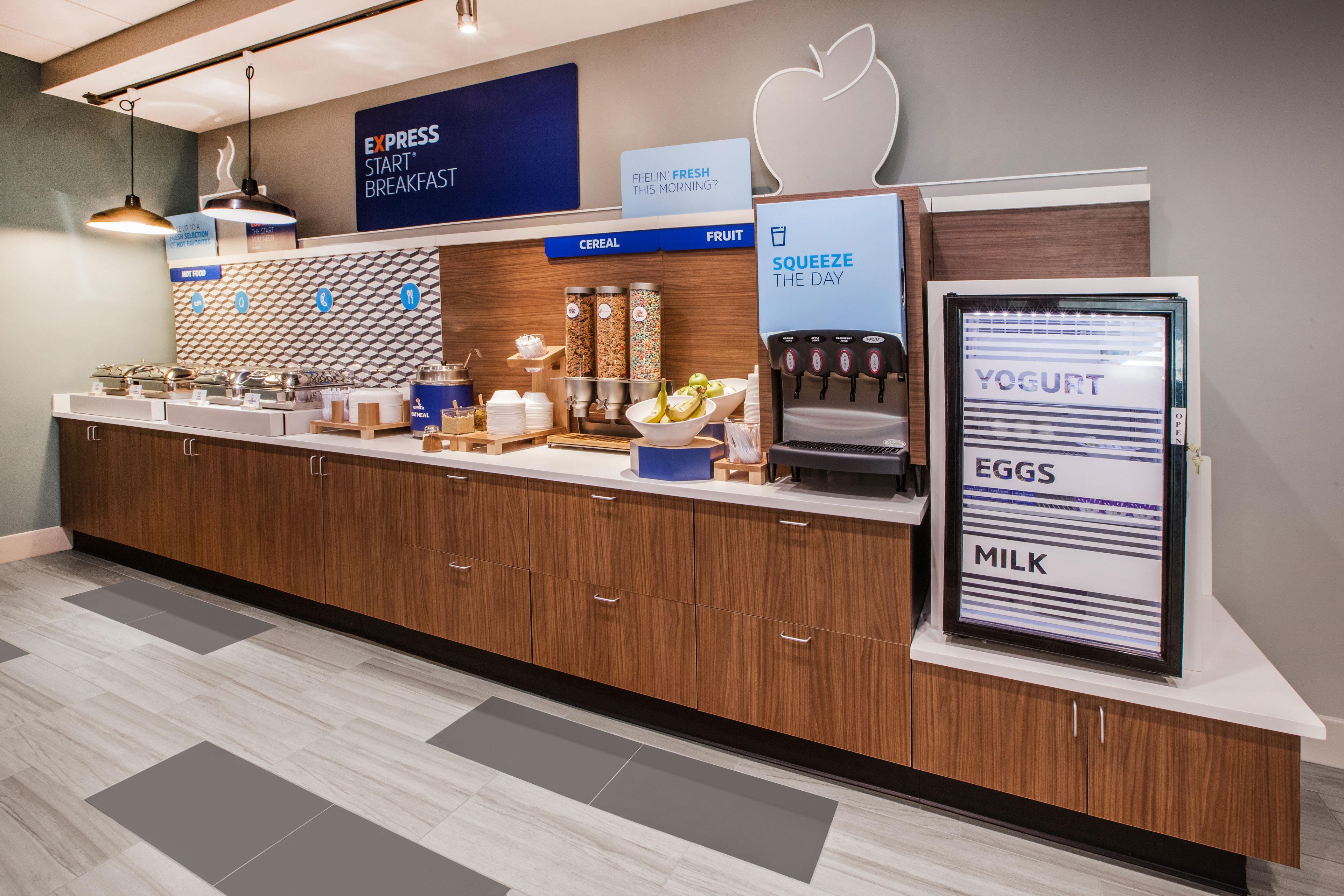 Express & Louisville South-hillview, An Ihg